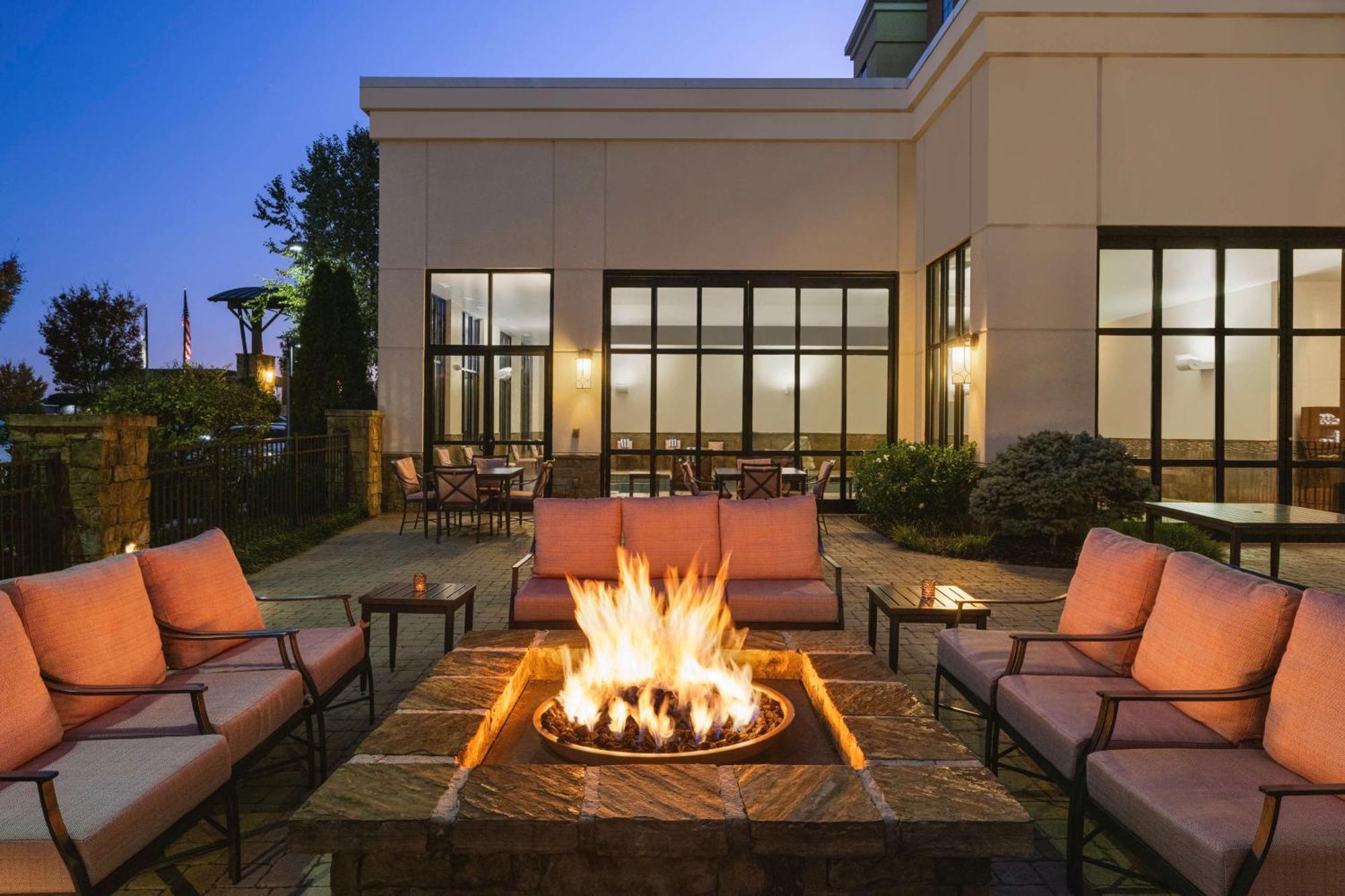 Embassy Suites Chattanooga Hamilton Place Ngoại thất bức ảnh
