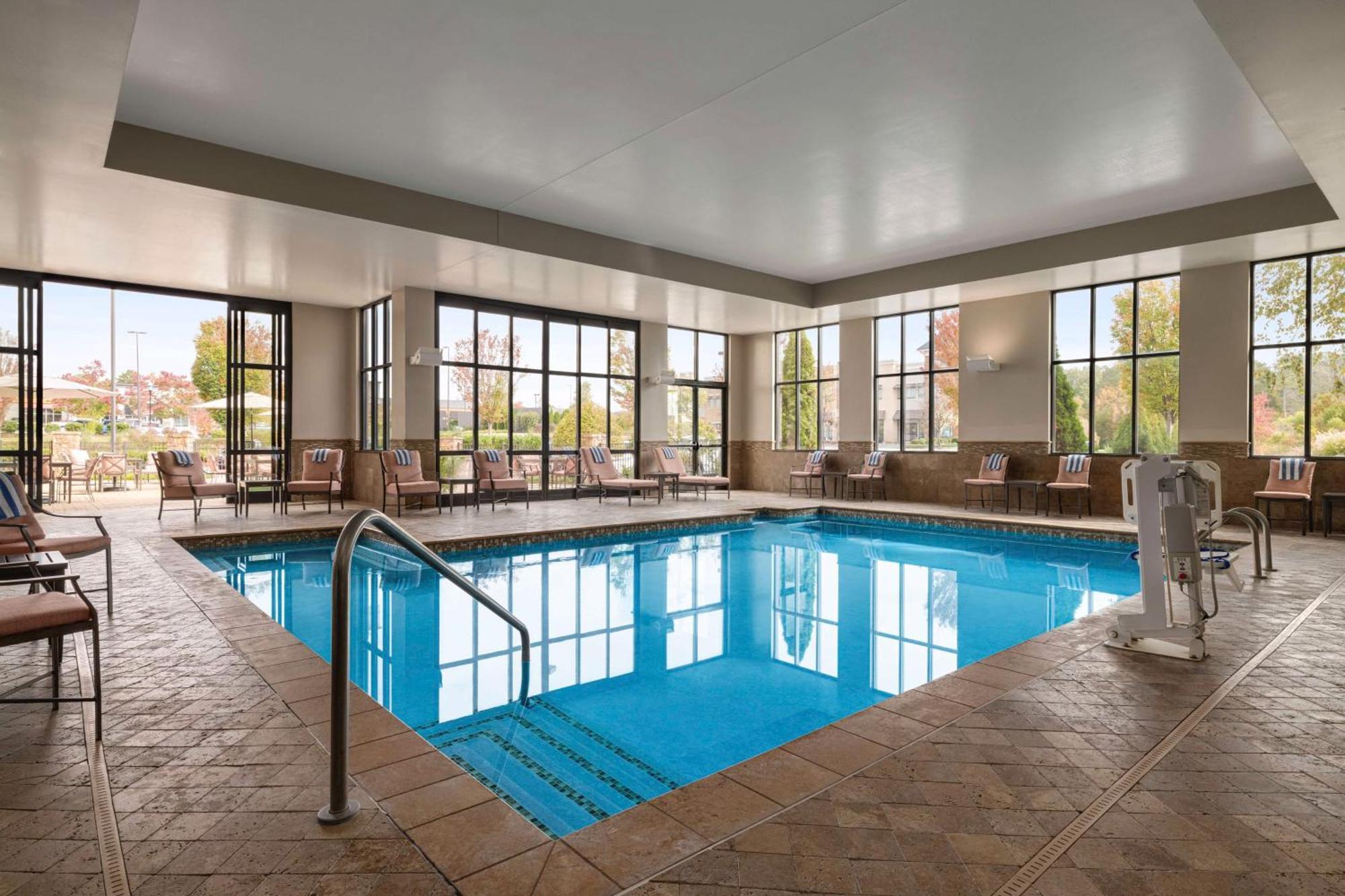 Embassy Suites Chattanooga Hamilton Place Ngoại thất bức ảnh